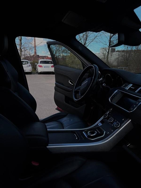 Gebraucht Land Rover Range Rover evoque 150 PS (110 kW) 2016 Rot SUV