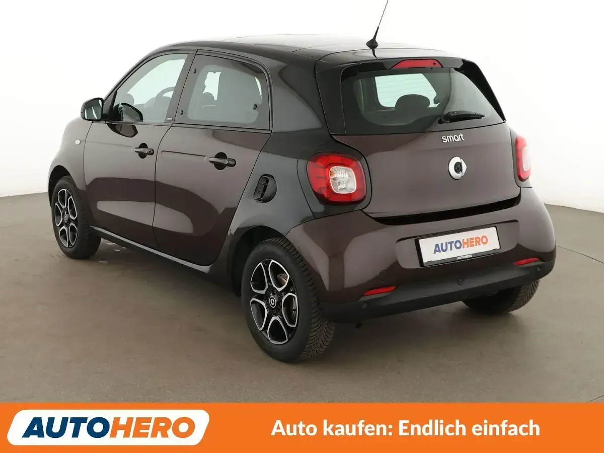 Gebraucht Smart ForFour 90 PS (66 kW) 2019 Braun Kleinwagen