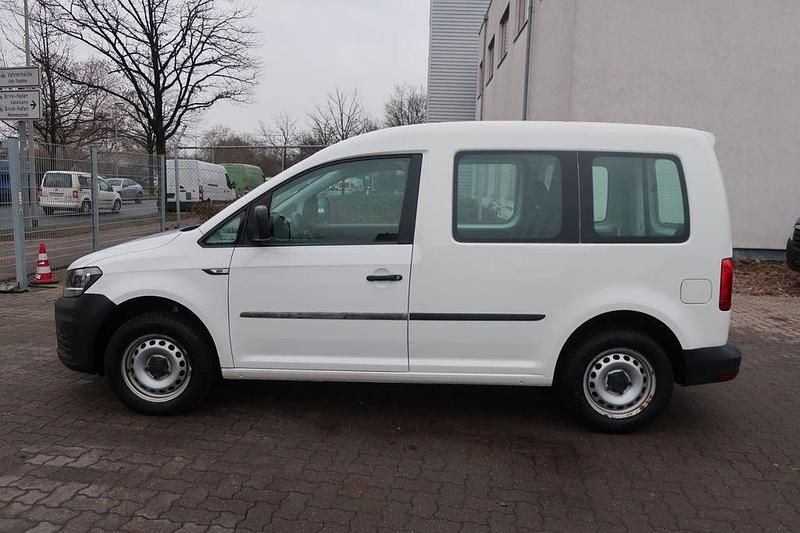 Gebraucht VW Caddy 102 PS (75 kW) 2019 Weiß Van / Kleinbus