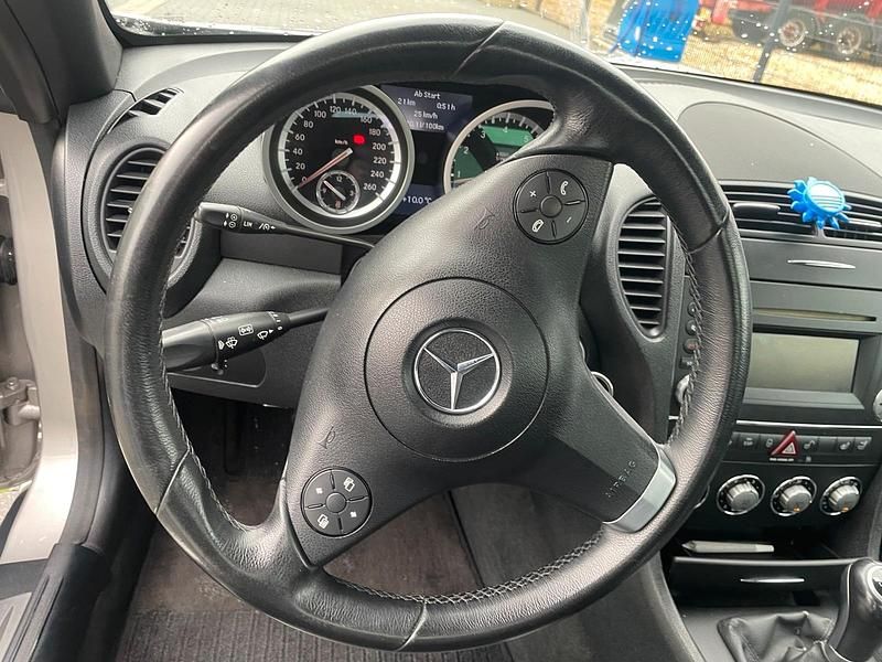 Second-hand Mercedes SLK200 184 CP (135 kW) 2008 Gri Cabrio
