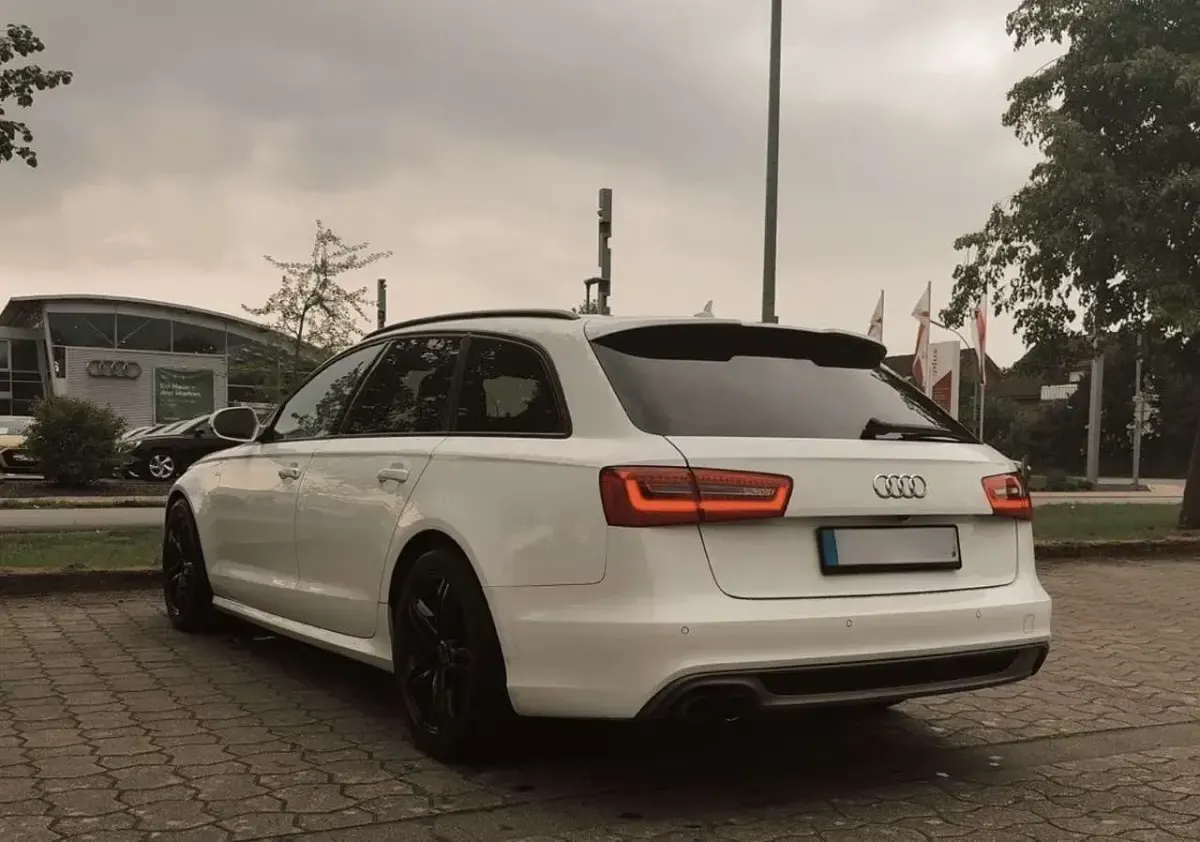 Gebraucht Audi A6 Ambiente 177 PS (130 kW) 2012 Weiß Kombi