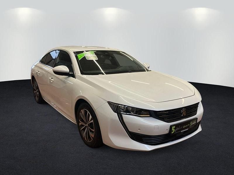 Gebraucht Peugeot 508 Allure 181 PS (133 kW) 2021 Lack weiss perlglänzend/typ au Limousine