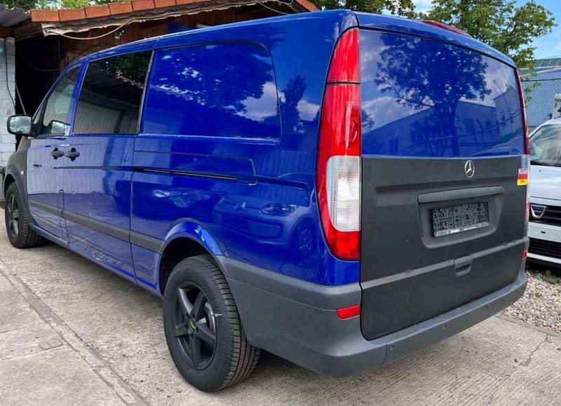 Gebraucht Mercedes Vito 204 PS (150 kW) 2010 Blau Van