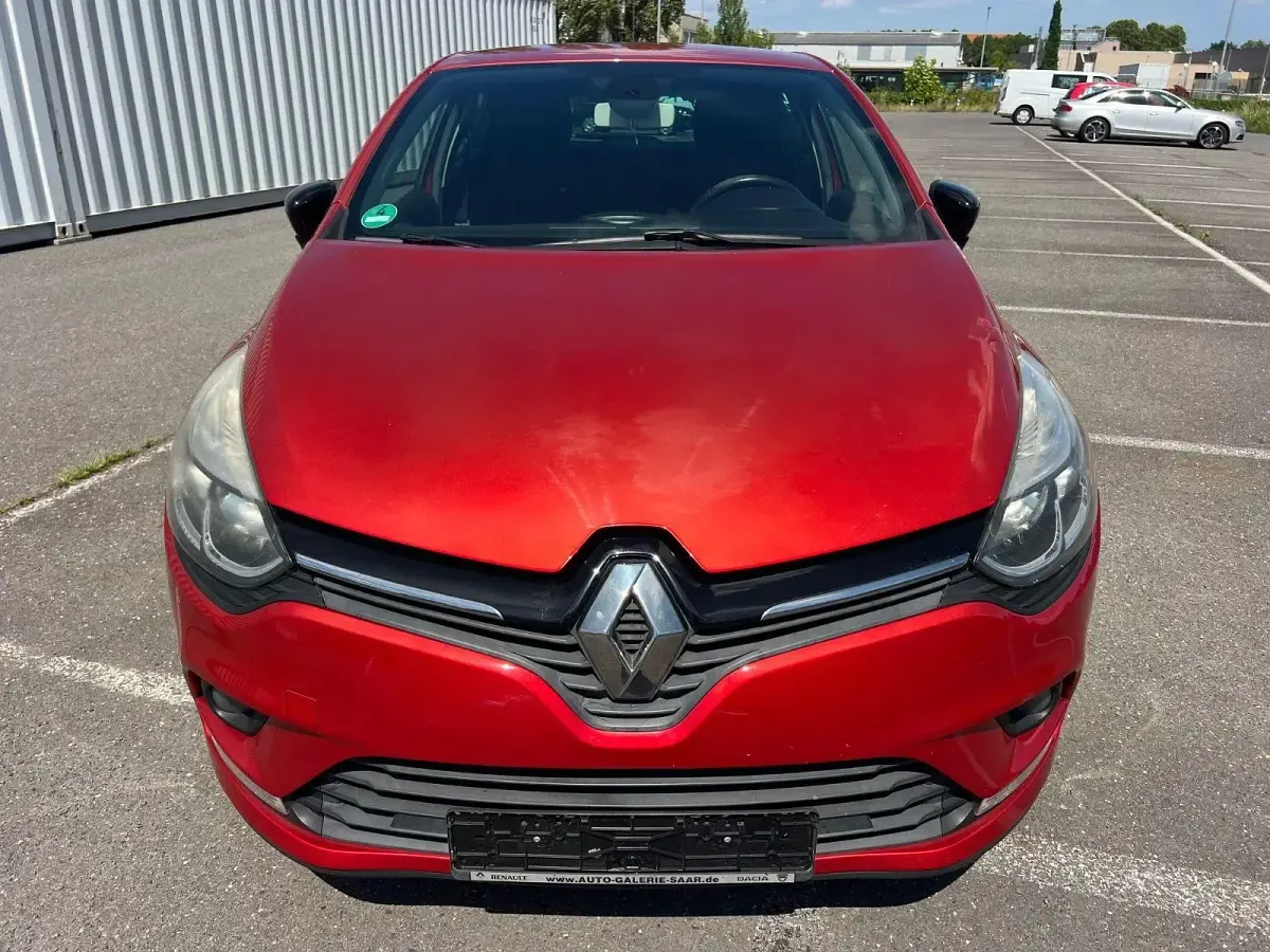 Gebraucht Renault Clio LIMITED 73 PS (53 kW) 2016 Rot Kleinwagen