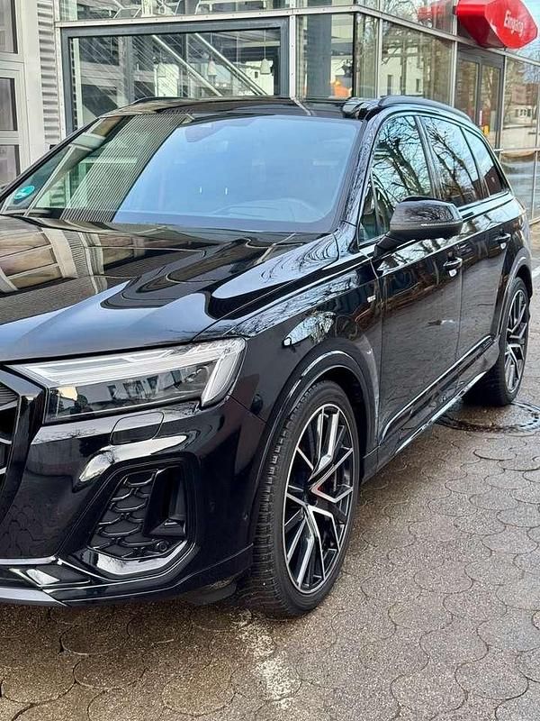 Gebraucht Audi Q7 286 PS (210 kW) 2025 Mythosschwarz metallic SUV