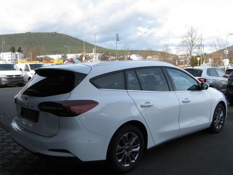 Gebraucht Ford Focus Titanium X 116 PS (85 kW) 2024 Frozen white Kombi