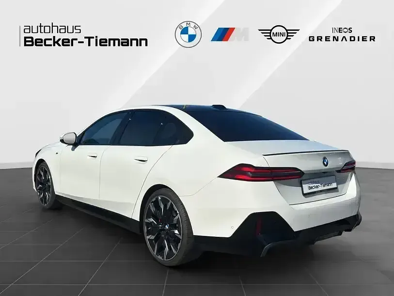 Gebraucht BMW 540 M Sport 286 PS (210 kW) 2025 Weiß Limousine