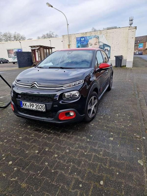 Schwarz Gebraucht 2017 Citroën C3 Shine Kleinwagen | 8.900 € (Etwas zu teuer) - Bild 1/4