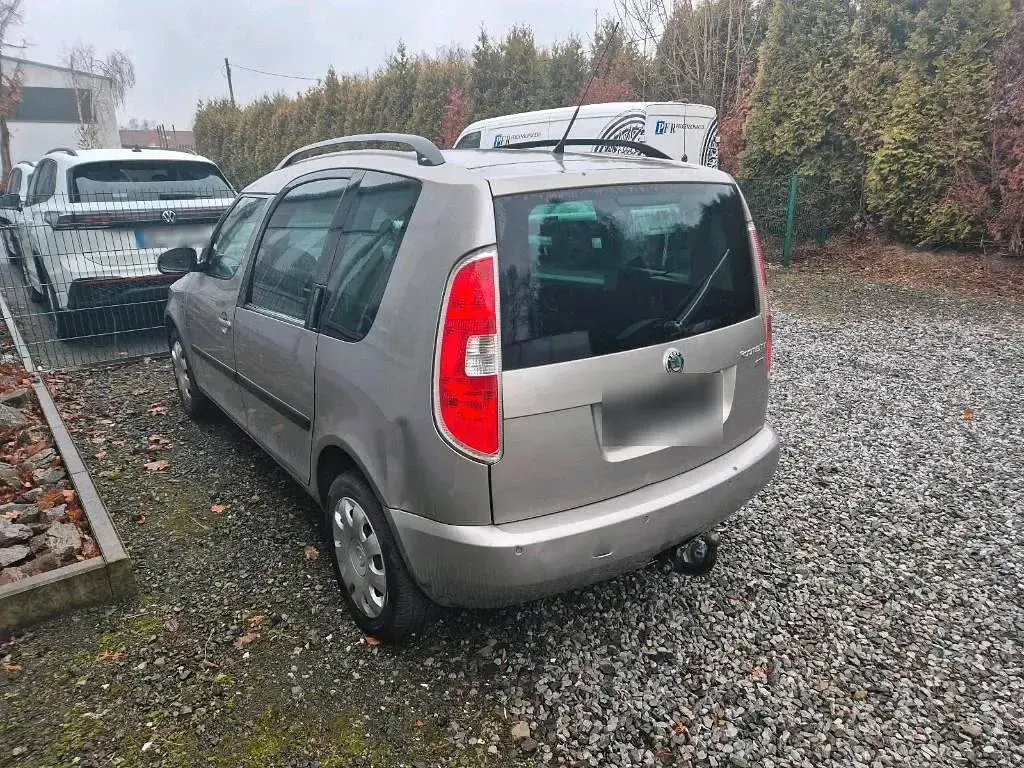 Gebraucht Skoda Roomster 69 PS (50 kW) 2009 Andere farben Van / Kleinbus