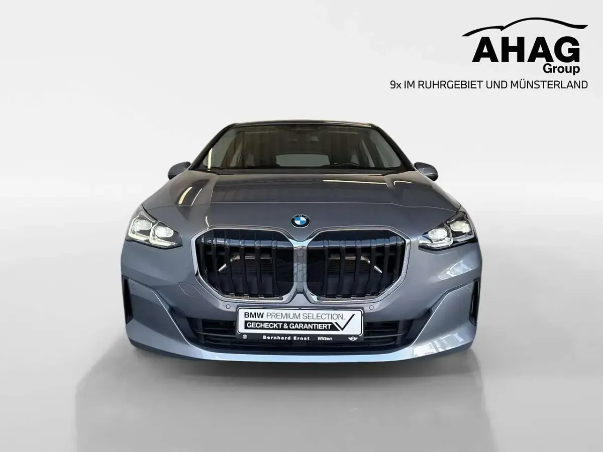 Gebraucht BMW 220 Luxury Line 163 PS (119 kW) 2025 Schwarz Van / Kleinbus