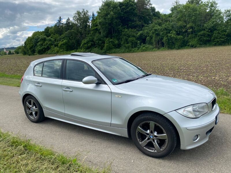 Silber Gebraucht 2005 BMW 116 Kleinwagen | 2.190 € (Guter Preis) - Bild 1/4