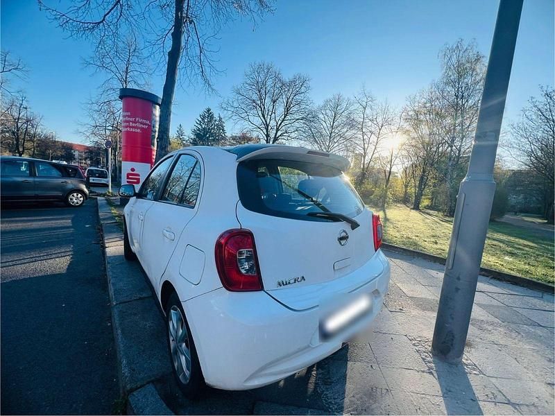Gebraucht Nissan Micra 80 PS (58 kW) 2015 Weiß Kleinwagen