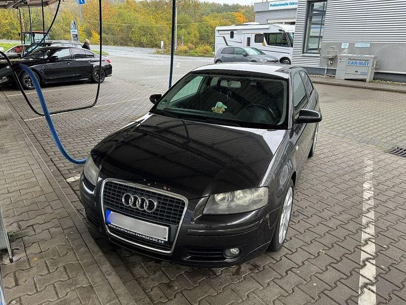 Silber Gebraucht 2008 Audi A3 Ambition Limousine | 2.950 € (Fairer Preis) - Bild 1/4