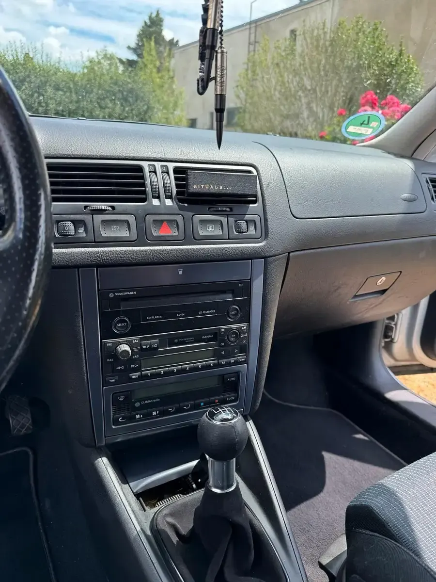 Gebraucht VW Golf IV 131 PS (96 kW) 2005 Silber Kombi