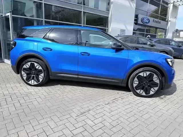 Używany Ford Explorer Premium 250 kW (340 KM) 2025 Niebieski SUV