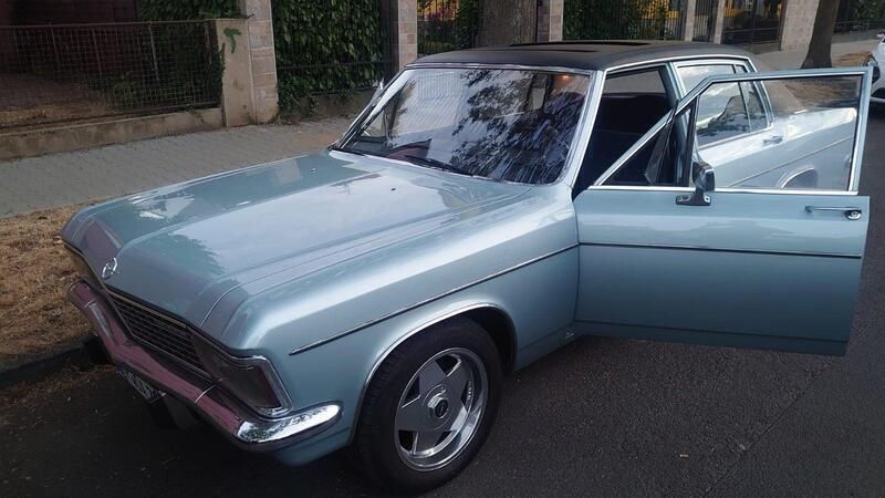 Blau Gebraucht 1972 Opel Admiral Limousine | 16.999 € - Bild 1/4
