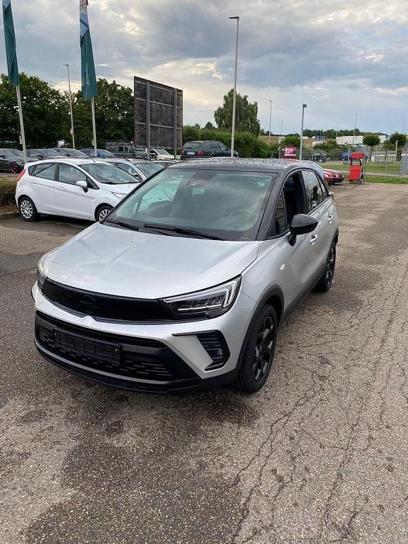 Grau Gebraucht 2024 Opel Crossland Elegance SUV | 15.850 € (Guter Preis) - Bild 1/4