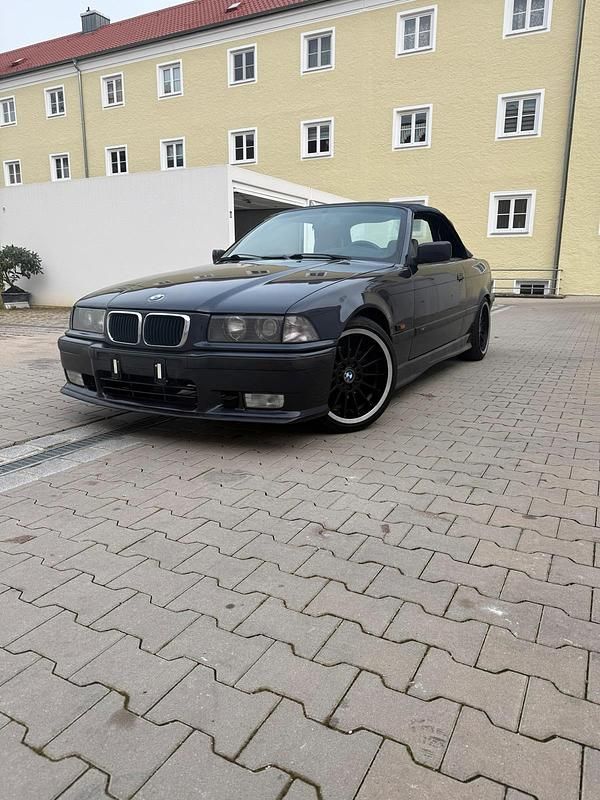 Violet Gebraucht 1996 BMW 320 Cabriolet M Sport Cabrio | 4.990 € - Bild 1/4