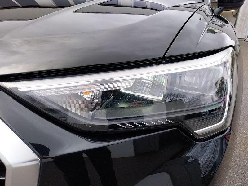 Gebraucht Audi Q3 S-Line 200 PS (147 kW) 2022 Mythosschwarz metallic SUV