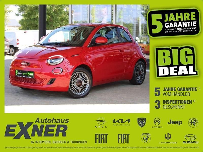 Colore esterno (red) Gebraucht 2022 Fiat 500e Red Kleinwagen | 13.990 € (Fairer Preis) - Bild 1/4