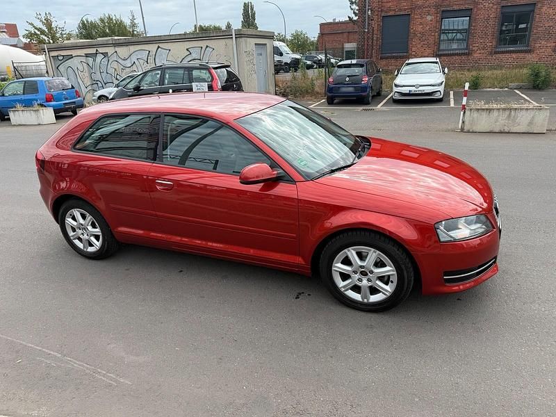 Gebraucht Audi A3 Design 125 PS (91 kW) 2011 Braun Kleinwagen