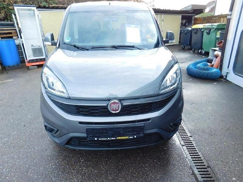 Gebraucht Fiat Doblò 101 PS (74 kW) 2022 Van / Kleinbus
