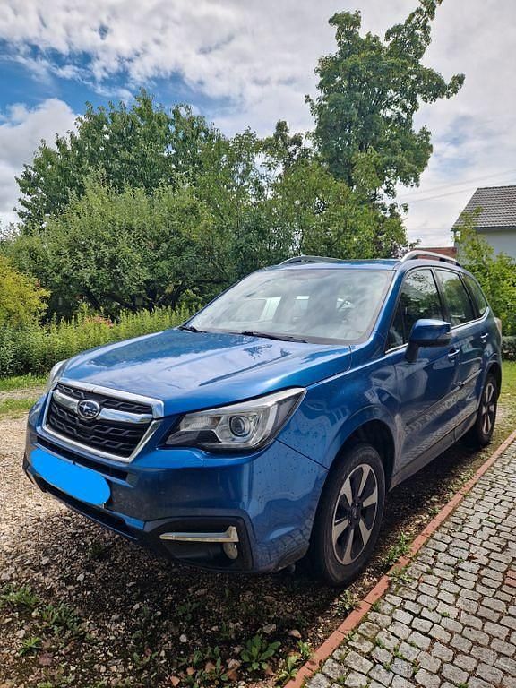 Blau Gebraucht 2018 Subaru Forester Exclusive+ SUV | 22.490 € (Etwas zu teuer) - Bild 1/4