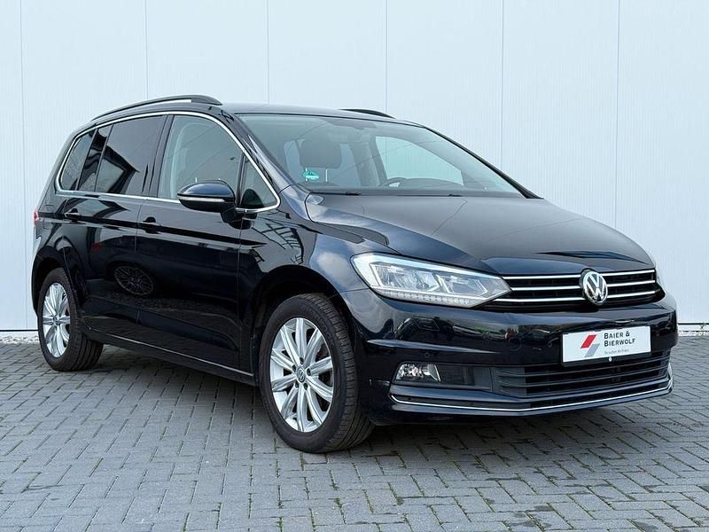 Gebraucht VW Touran Highline 179 PS (131 kW) 2017 Schwarz Van / Kleinbus