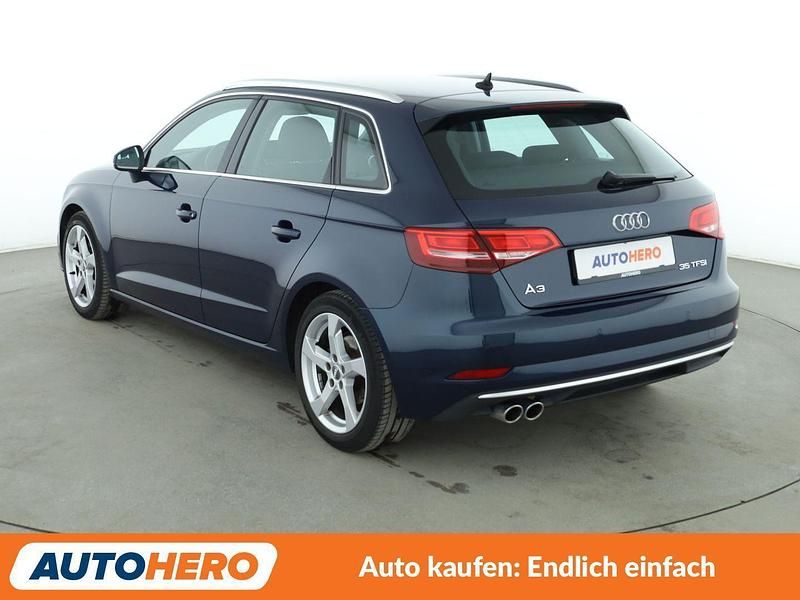 Gebraucht Audi A3 Sport 150 PS (110 kW) 2018 Blau Limousine
