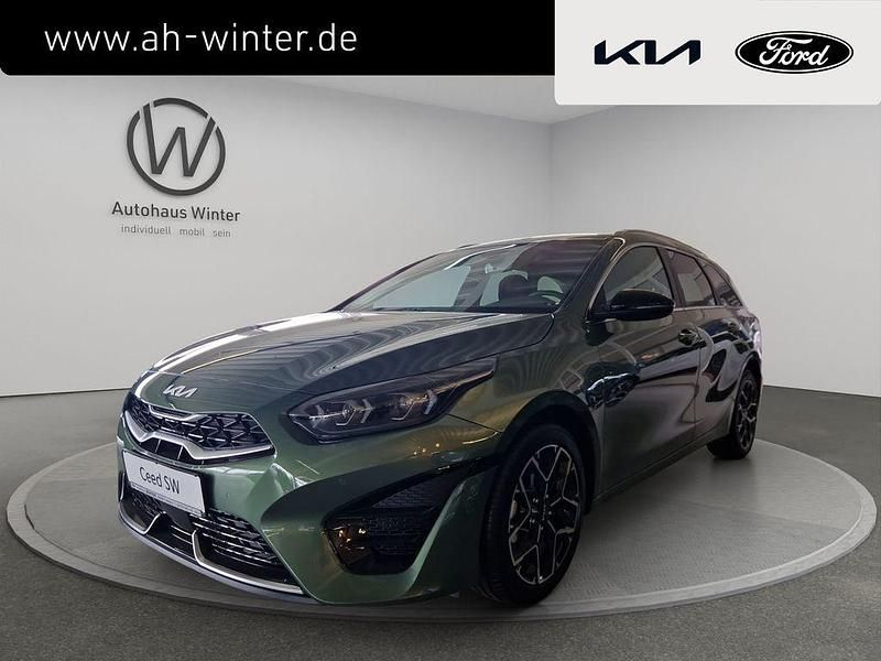 Grün Neu 2025 Kia Ceed Sportswagon GT-Line Kombi | 28.995 € (Fairer Preis) - Bild 1/4