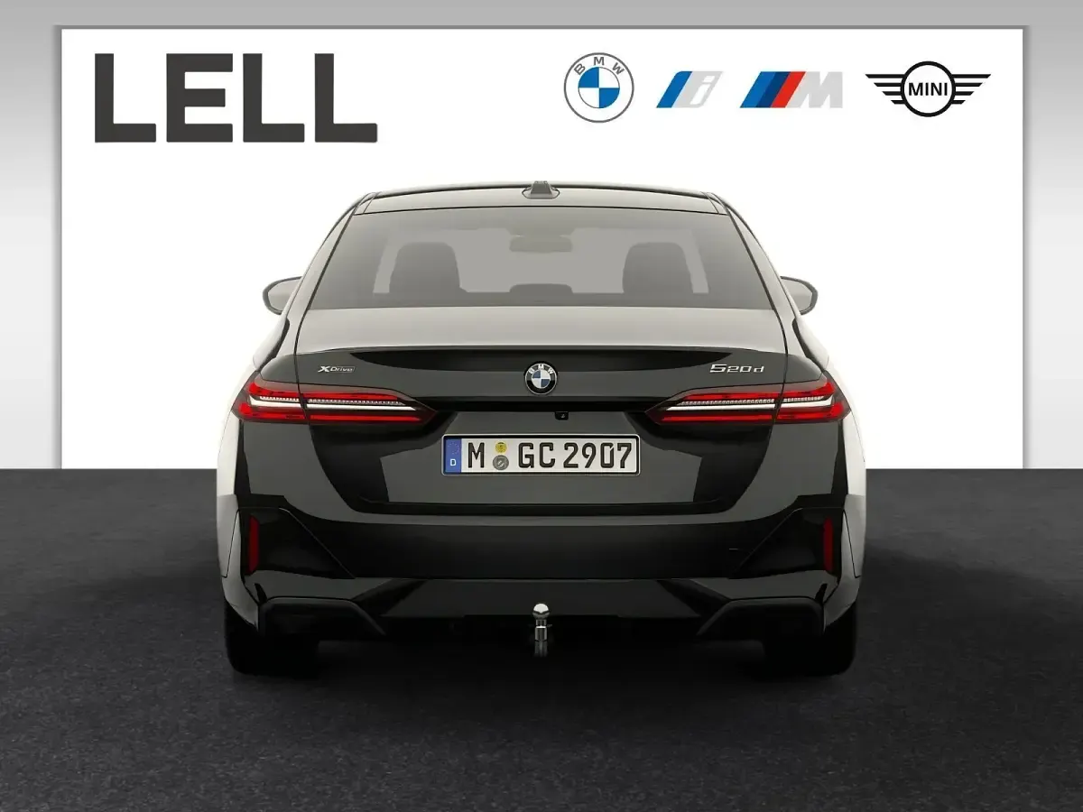Neu BMW 520 M Sport 197 PS (144 kW) 2026 Schwarz Limousine
