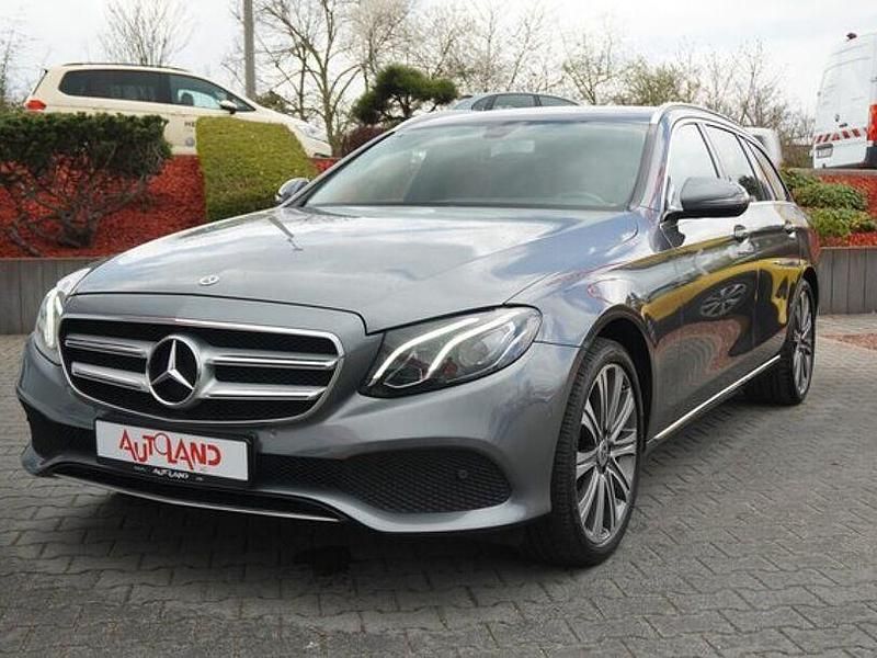 Gebraucht Mercedes E250 Avantgarde 211 PS (155 kW) 2017 Grau Kombi