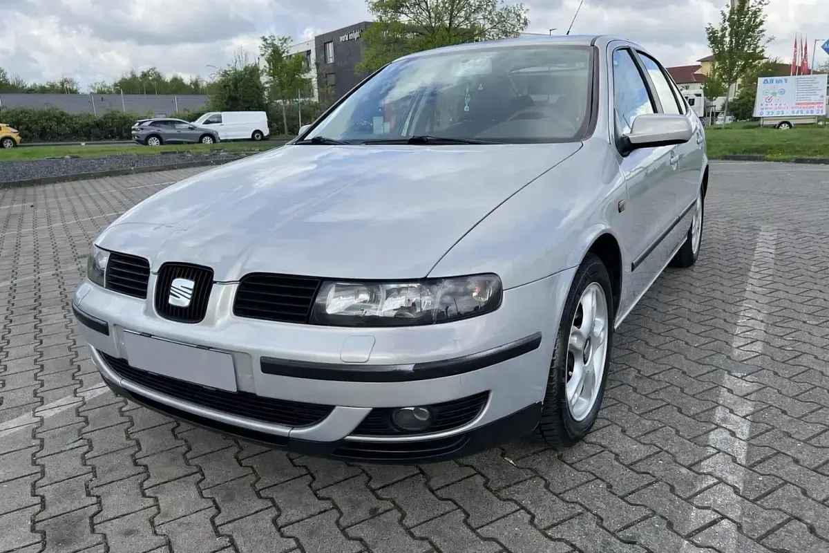 Gebraucht Seat Toledo 150 PS (110 kW) 2000 Silber Limousine