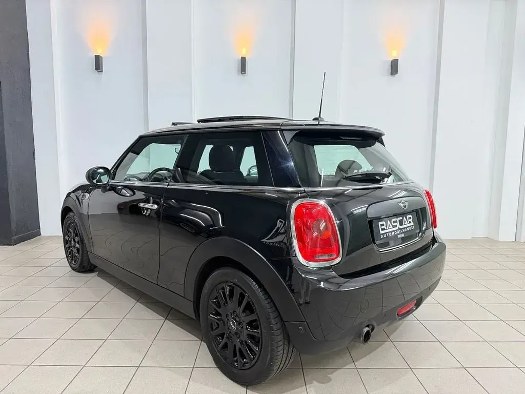 Gebraucht Mini John Cooper Works 102 PS (75 kW) 2015 Schwarz Kleinwagen