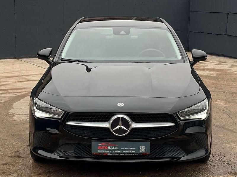 Gebraucht Mercedes CLA180 136 PS (100 kW) 2023 Nachtschwarz Limousine
