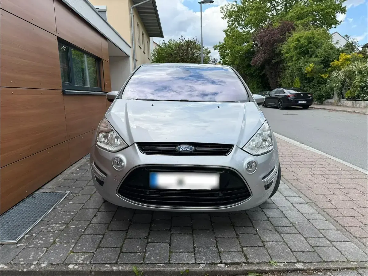 Gebraucht Ford S-MAX Trend 116 PS (85 kW) 2013 Silber Van / Kleinbus