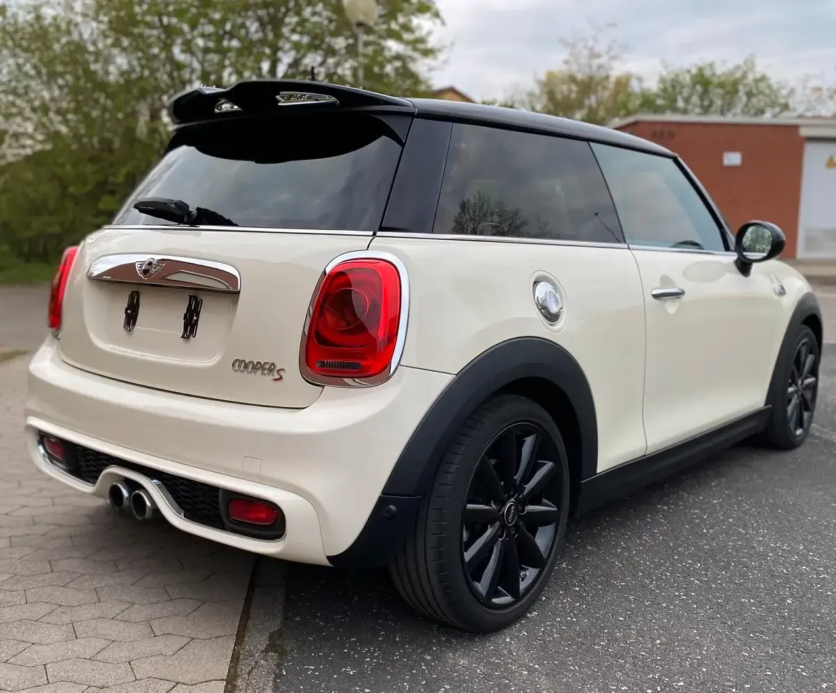 Gebraucht Mini Cooper S Coupé 192 PS (141 kW) 2015 Weiß Coupé