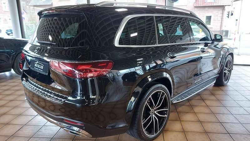 Gebraucht Mercedes GLS450 AMG 367 PS (269 kW) 2024 Schwarz SUV
