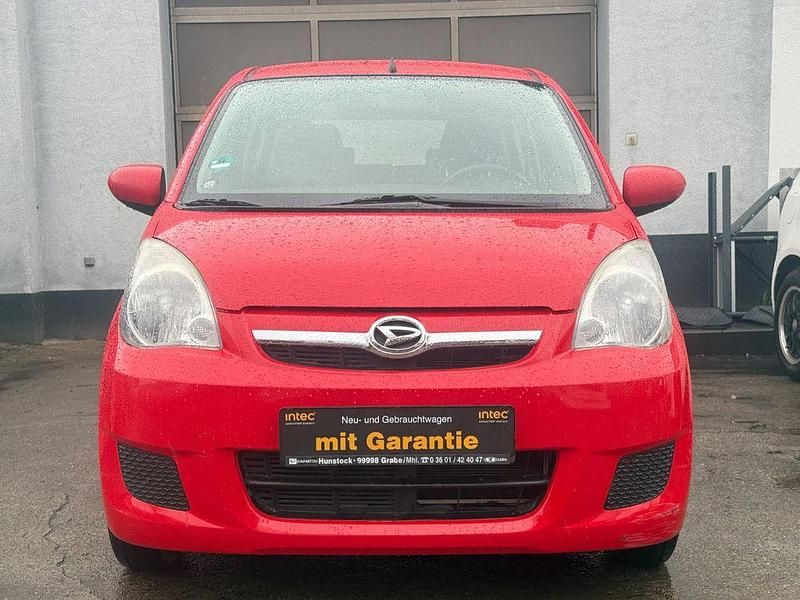 Gebraucht Daihatsu Cuore Plus 58 PS (42 kW) 2007 Rot Kleinwagen