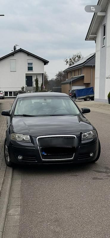Grau Gebraucht 2009 Audi A3 | 4.000 € (Guter Preis) - Bild 1/4
