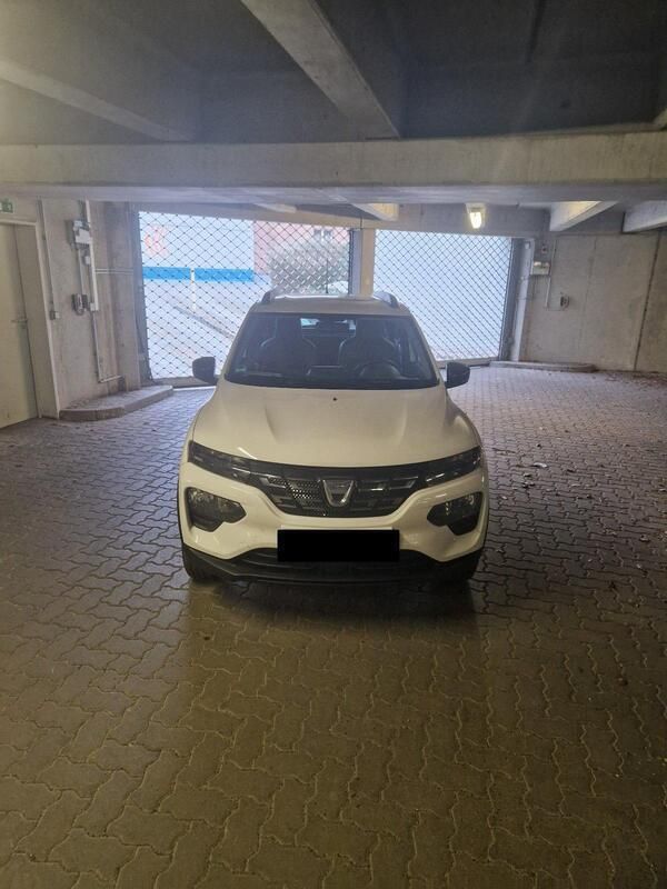 Weiß Gebraucht 2022 Dacia Spring Comfort Kleinwagen | 9.900 € (Guter Preis) - Bild 1/4