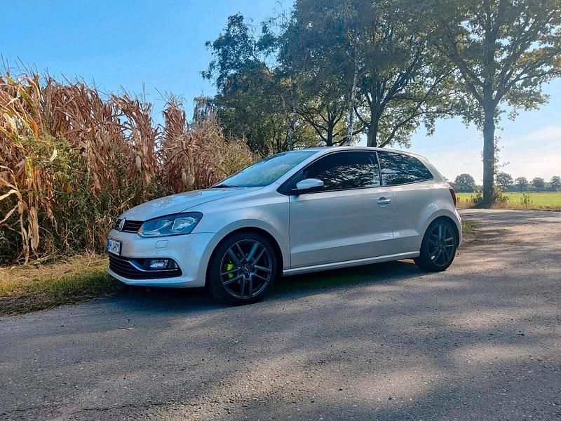 Gebraucht VW Polo Highline 90 PS (66 kW) 2017 Grau Limousine