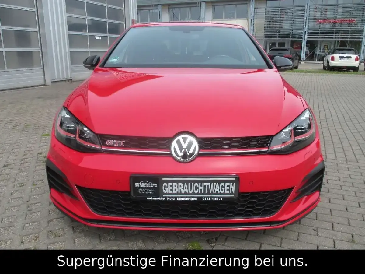 Gebraucht VW Golf VII GTI 245 PS (180 kW) 2019 Rot Limousine