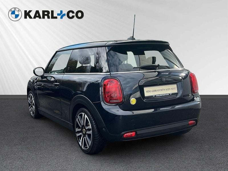 Gebraucht Mini Cooper SE 135 kW (184 PS) 2022 Schwarz Kleinwagen