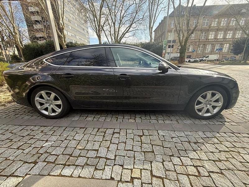 Gebraucht Audi A7 Sport 245 PS (180 kW) 2012 Grau Kleinwagen