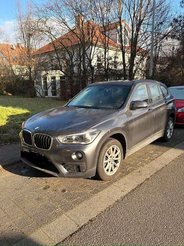 Gebraucht BMW X1 150 PS (110 kW) 2019 Grau SUV