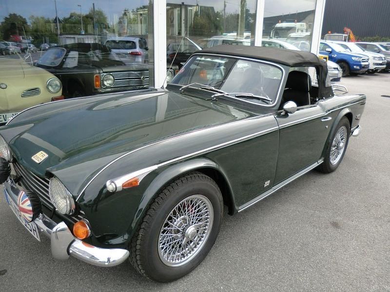 Gebraucht Triumph TR 250 103 PS (75 kW) 1968 Grün Cabrio