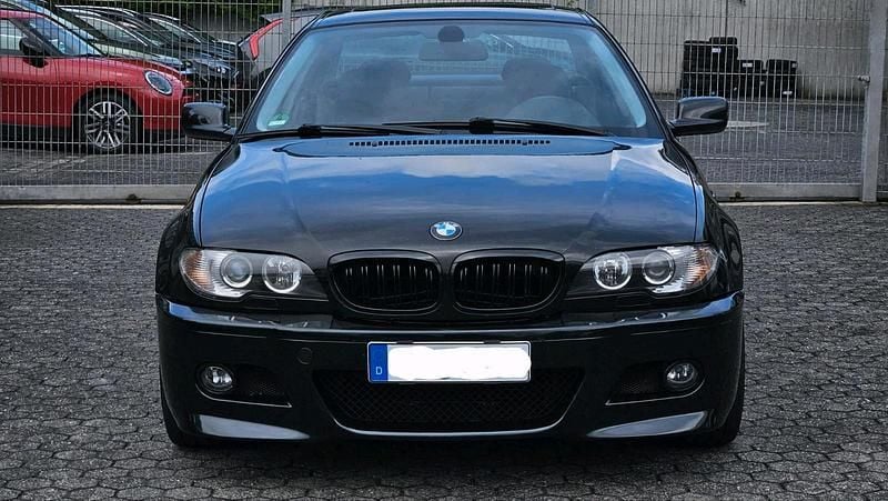 Schwarz Gebraucht 2003 BMW 318 M Sport Coupé | 4.999 € (Fairer Preis) - Bild 1/4