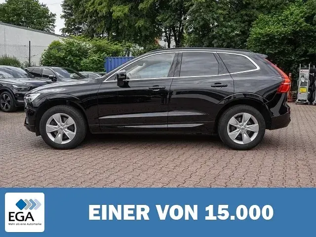 Gebraucht Volvo XC60 Core 197 PS (144 kW) 2023 Schwarz SUV