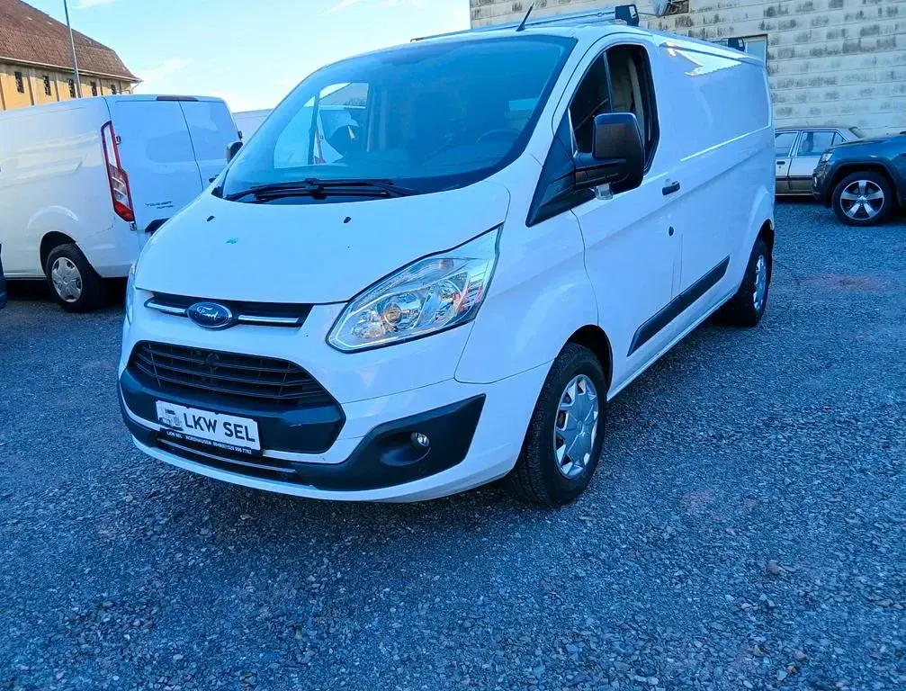 Gebraucht Ford Transit Custom 131 PS (96 kW) 2017 Weiß Van / Kleinbus